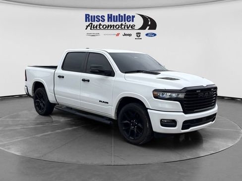 Used 2025 RAM 1500 Laramie w/ Night Edition AWD/4WD image 8