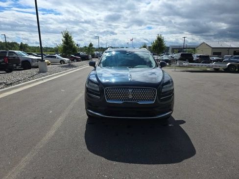 Used 2021 Lincoln Nautilus Reserve w/ Equipment Group 201A FWD image 2