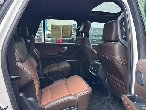 Certified 2025 Ford Expedition Max King Ranch image 11