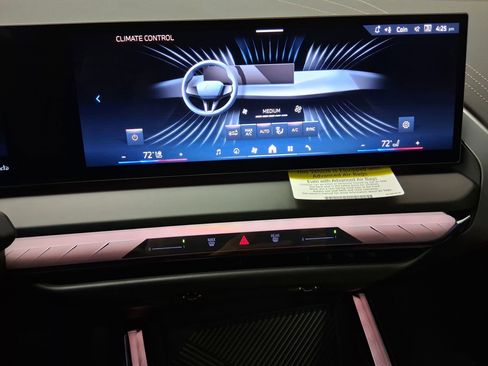 New 2026 BMW X3 xDrive30 w/ Premium Package image 24