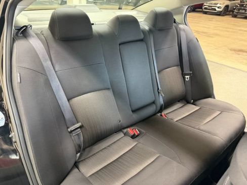 Used 2025 Nissan Altima 2.5 SV FWD image 29