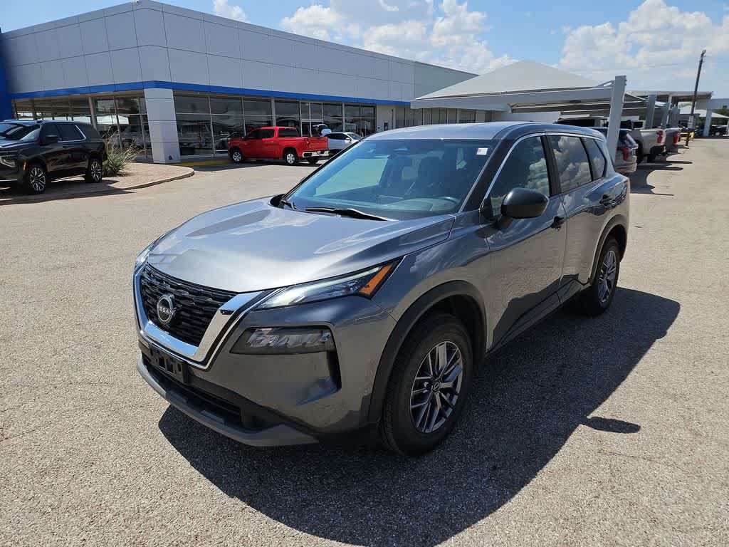 Used 2023 Nissan Rogue S AWD/4WD image 4