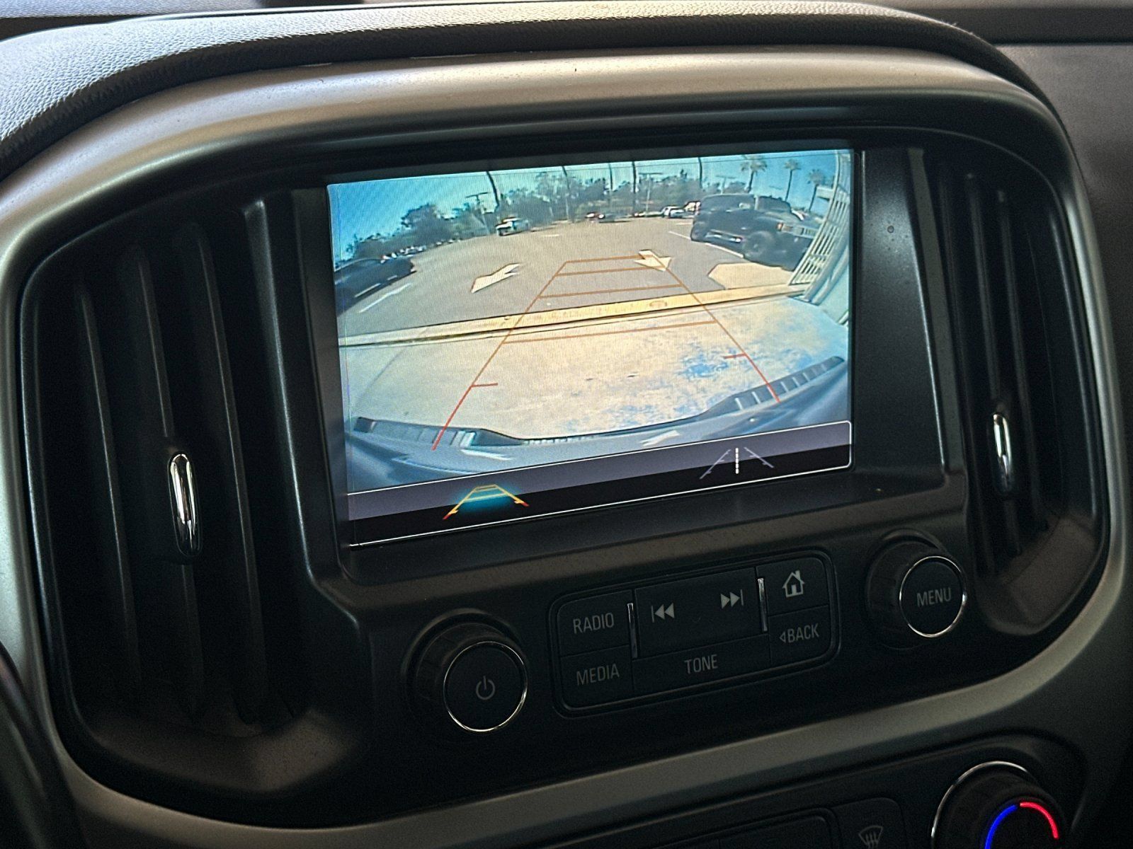 Used 2018 Chevrolet Colorado ZR2 AWD/4WD image 16