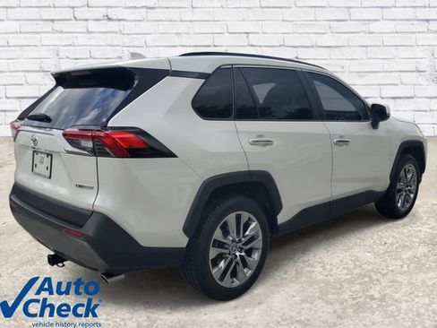Used 2020 Toyota RAV4 Limited FWD image 4