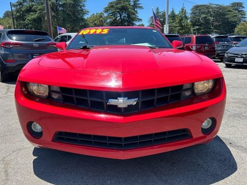 Used 2010 Chevrolet Camaro LS RWD image 2