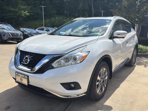 Used 2017 Nissan Murano SL w/ SL Technology Package FWD image 7