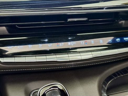 Used 2023 Cadillac Escalade Sport w/ Touring Package image 18