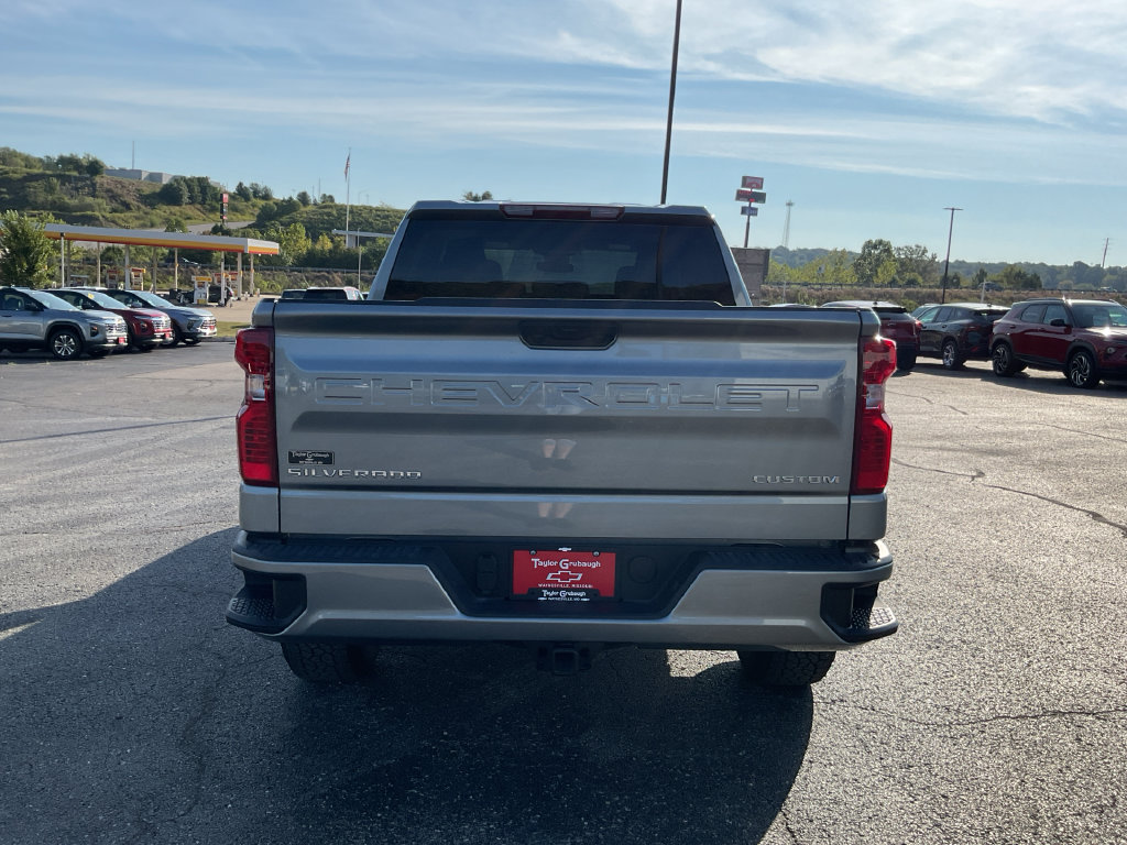 New 2026 Chevrolet Silverado 1500 Custom AWD/4WD image 7