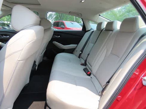 Used 2025 Honda Accord Touring image 13