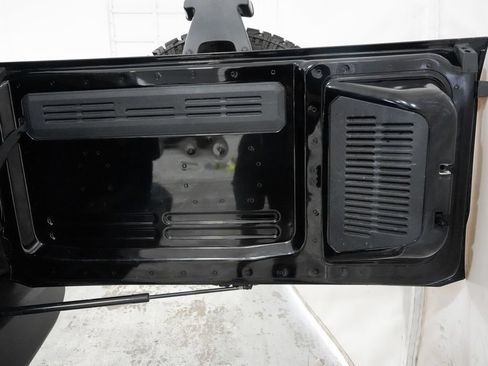 Used 2021 Ford Bronco 2-Door AWD/4WD image 40