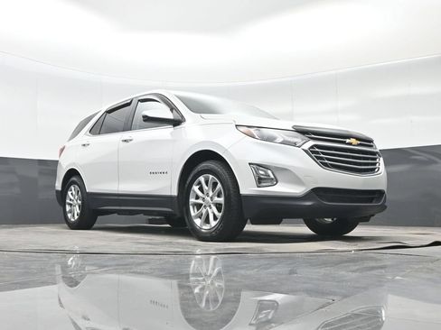 Used 2018 Chevrolet Equinox LT FWD image 33