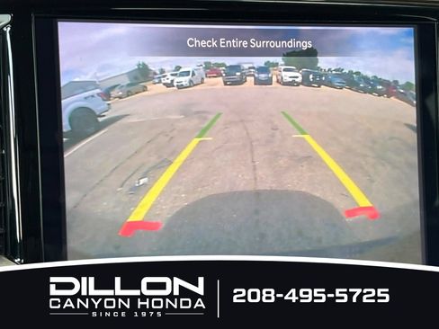 Used 2022 Chrysler Pacifica Touring-L FWD image 23