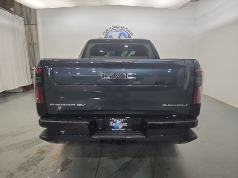 New 2025 GMC Sierra EV Denali image 5