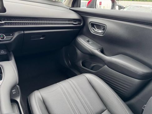 Used 2024 Honda HR-V EX-L image 12