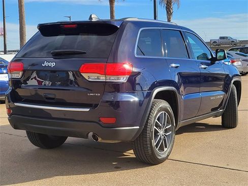 Used 2017 Jeep Grand Cherokee Limited image 4