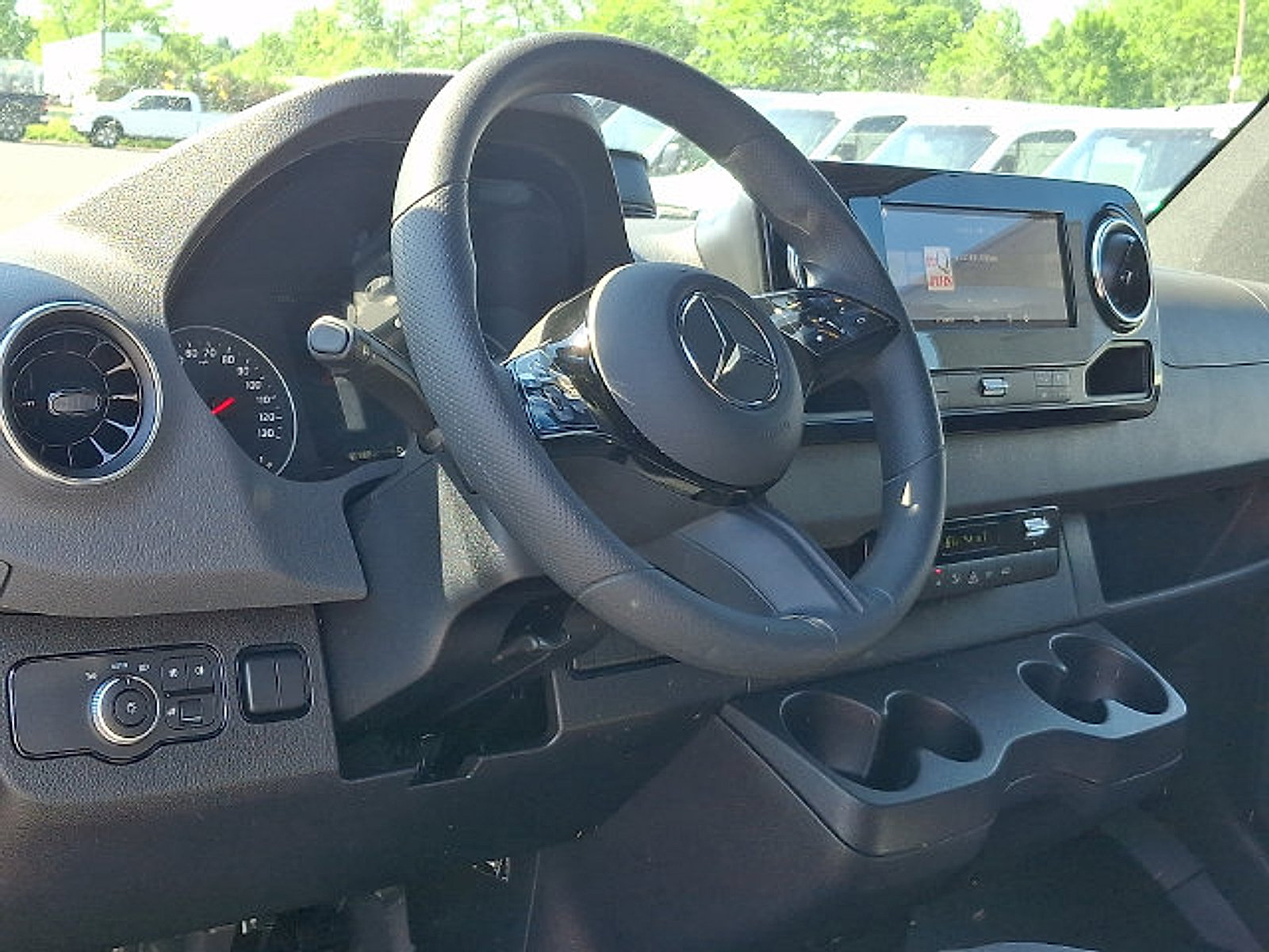 Used 2026 Mercedes-Benz Sprinter 2500 image 11