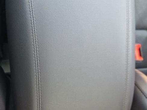 Used 2025 Ford Explorer Platinum w/ LUX Leather Package image 36