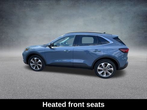 Used 2023 Ford Escape Platinum w/ Premium Technology Package image 17