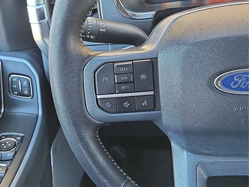 Used 2023 Ford F150 Lariat w/ Trailer Tow Package image 18