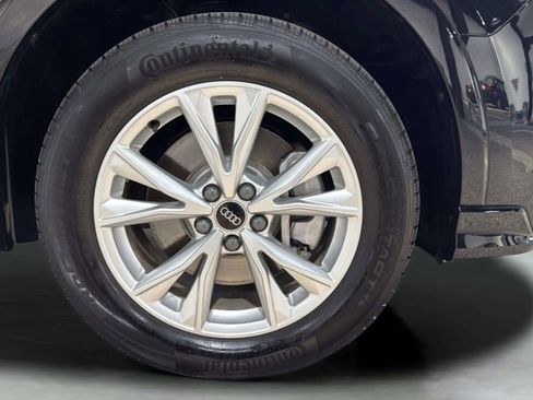 Used 2025 Audi Q3 2.0T Premium AWD/4WD image 38