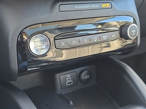 New 2026 Ford Escape Platinum w/ Premium Technology Package image 39