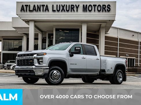 Used 2023 Chevrolet Silverado 3500 LT image 2