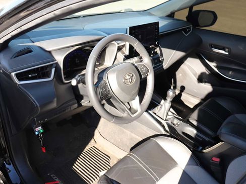 Used 2021 Toyota Corolla XSE FWD image 10