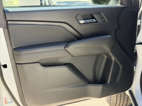 Used 2025 GMC Canyon Elevation w/ Convenience Package RWD image 13