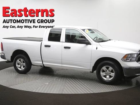Used 2023 RAM 1500 Tradesman w/ Chrome Appearance Group RWD image 49