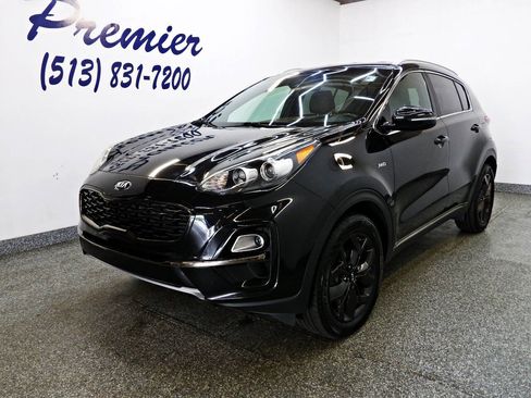 Used 2020 Kia Sportage S AWD/4WD image 1