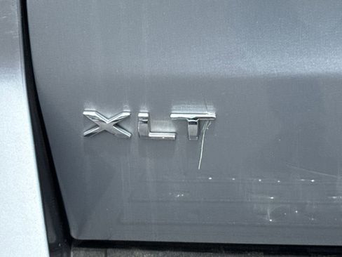Used 2024 Ford Expedition Max XLT RWD image 12
