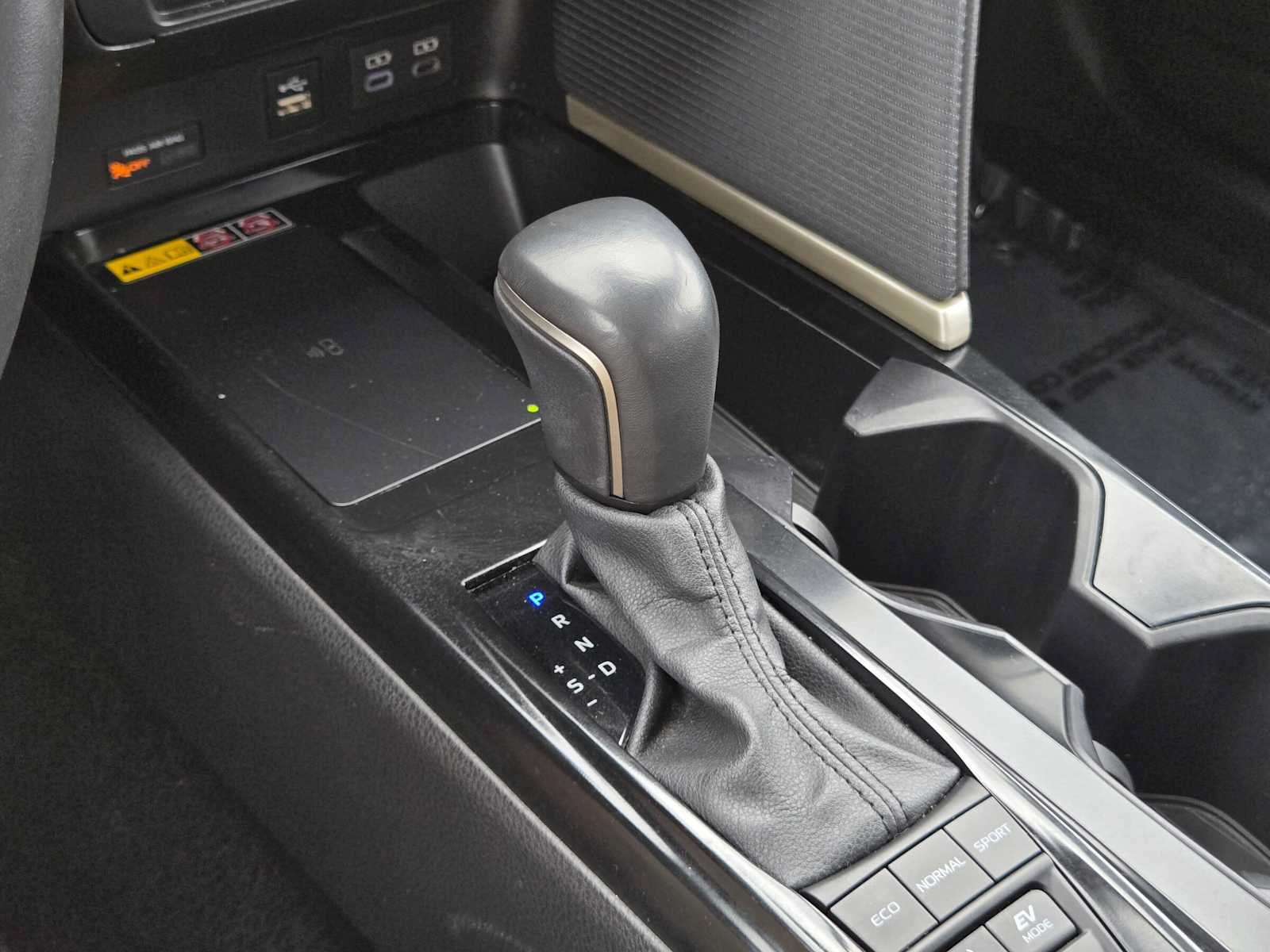 Certified 2025 Toyota Camry SE FWD image 35