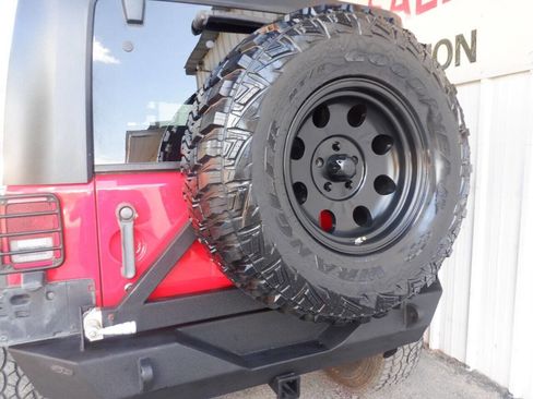 Used 2008 Jeep Wrangler Unlimited Rubicon w/ PWR Convenience Group image 11