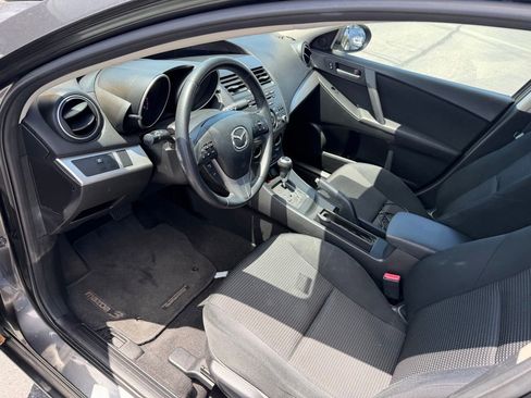 Used 2012 MAZDA MAZDA3 i Touring FWD image 4