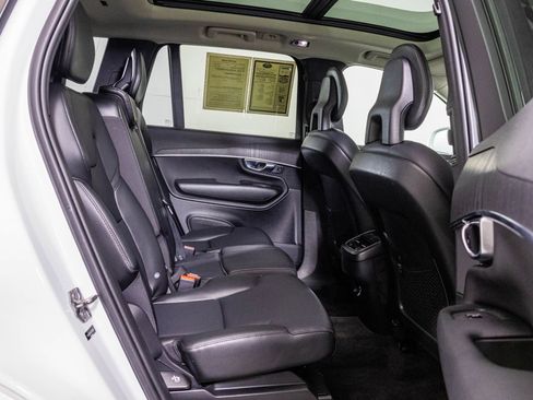 Used 2020 Volvo XC90 T5 Momentum w/ Protection Package AWD/4WD image 45