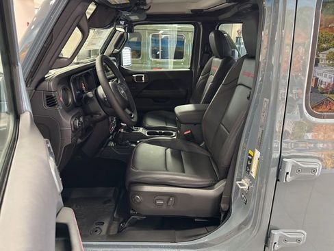 New 2026 Jeep Gladiator Rubicon AWD/4WD image 23