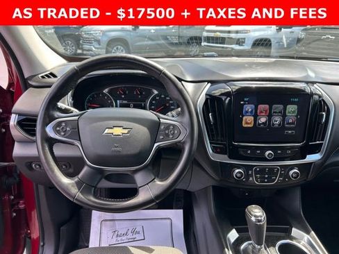 Used 2019 Chevrolet Traverse LT FWD image 18