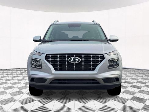 New 2026 Hyundai Venue SEL FWD image 19