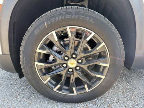 New 2026 Chevrolet Traverse LT w/ Sun and Wheel Package image 4