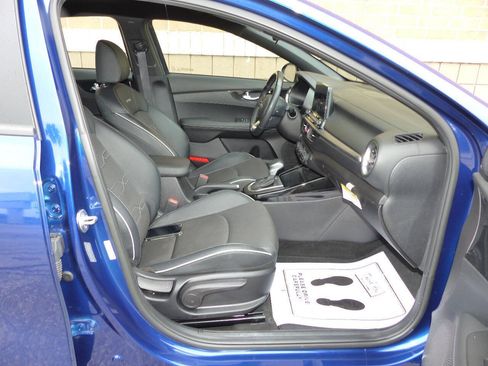 Used 2021 Kia Forte GT-Line FWD image 39
