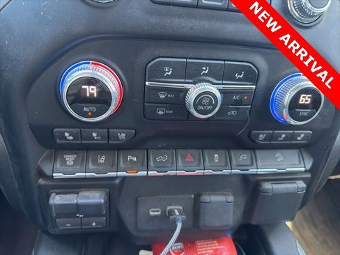 Used 2020 GMC Sierra 2500 Denali w/ Denali Ultimate Package image 18