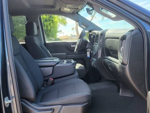 Used 2021 Chevrolet Silverado 1500 Custom Trail Boss w/ LPO, Dark Essentials Package AWD/4WD image 19