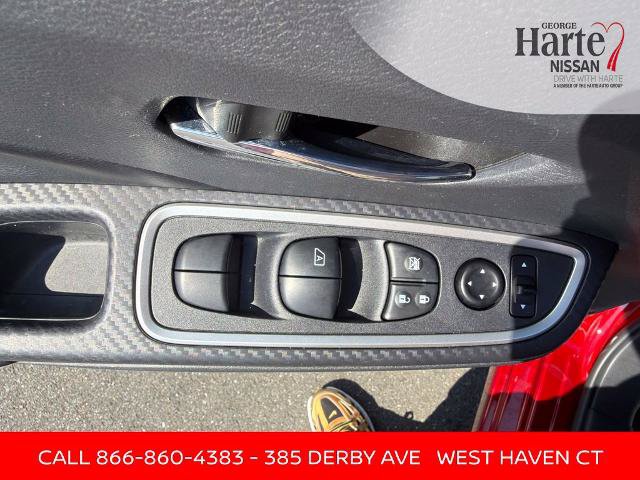Certified 2024 Nissan Versa SR w/ Trunk Package FWD image 17