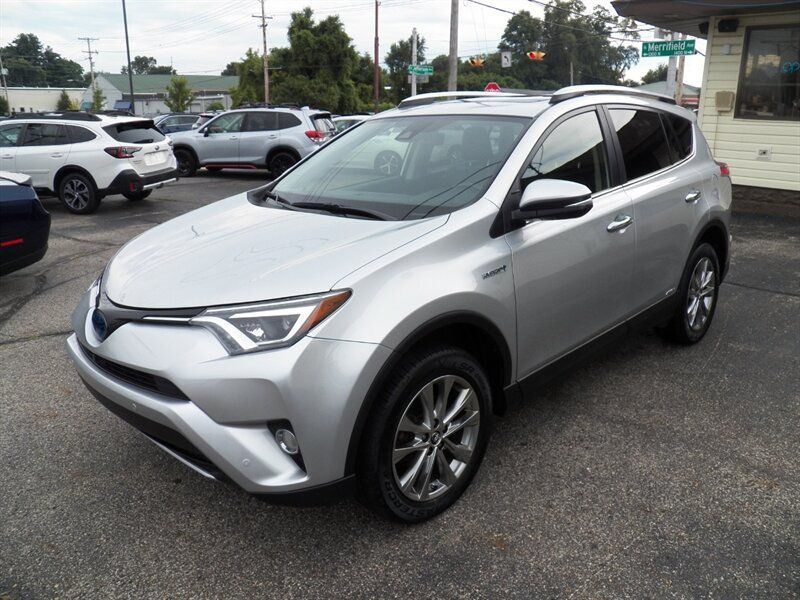 Used 2016 Toyota RAV4 Limited w/ Advanced Technology Package AWD/4WD image 3