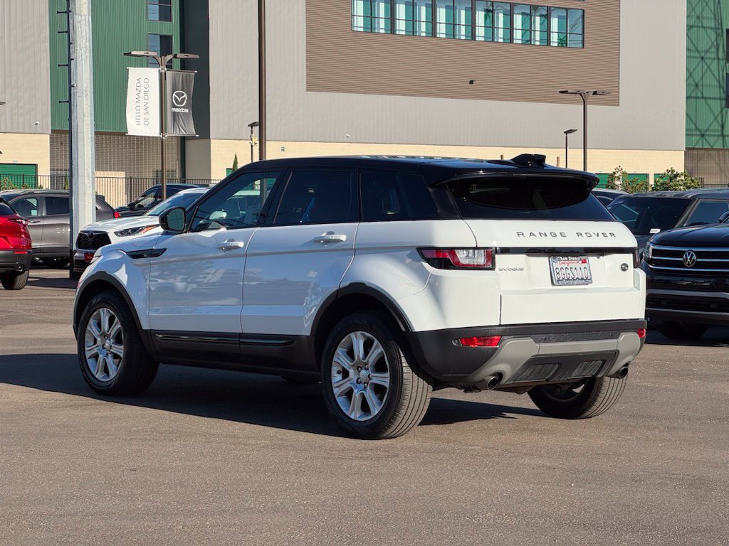 Used 2018 Land Rover Range Rover Evoque SE AWD/4WD image 30