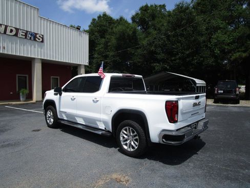 Used 2021 GMC Sierra 1500 SLE w/ Preferred Package RWD image 2