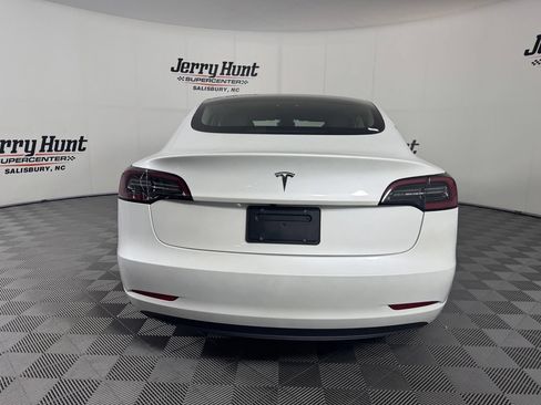 Used 2023 Tesla Model 3 Standard Range RWD image 7