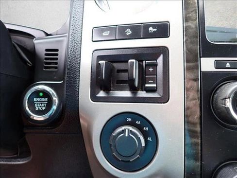 Used 2016 Ford Expedition EL Limited image 22