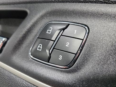 Used 2019 Lincoln MKC Select AWD/4WD image 14