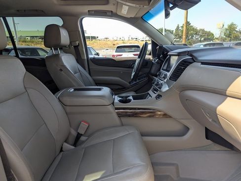Used 2018 GMC Yukon SLT w/ Premium Edition image 40